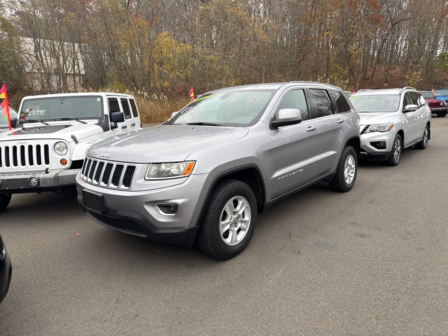 2014 Jeep Grand Cherokee 4WD 4dr Laredo, available for sale in Branford, Connecticut | Al Mac Motors 2. Branford, Connecticut