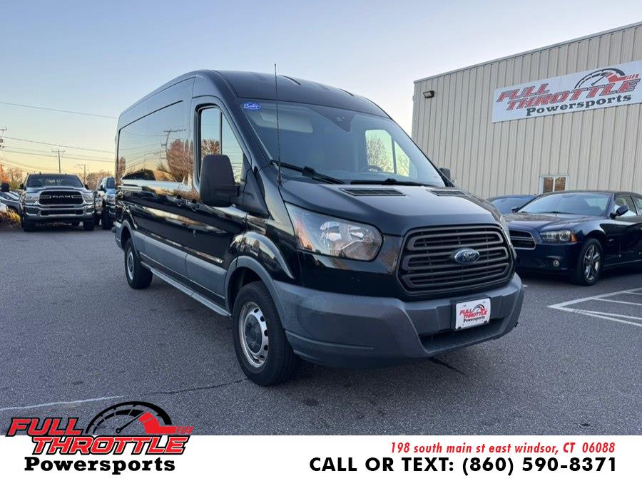 2016 Ford Transit Base's photo