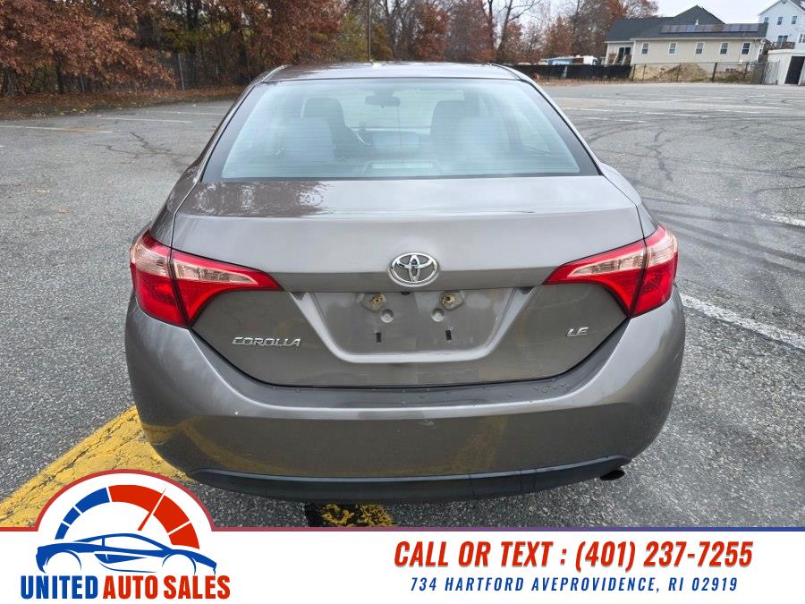 2017 Toyota Corolla LE photo 4