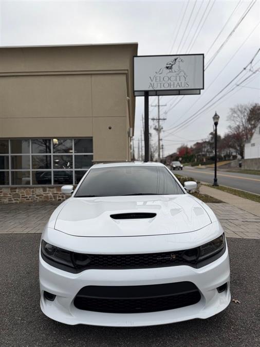 2022 Dodge Charger R/T Scat Pack photo 2