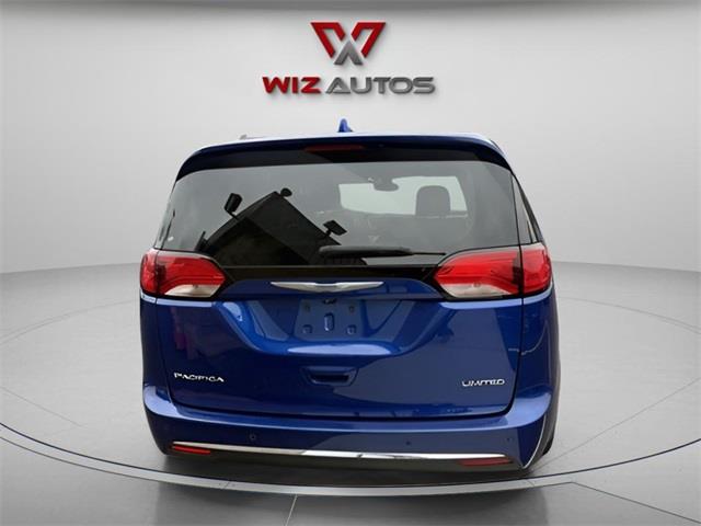 2020 Chrysler Pacifica Limited photo 4