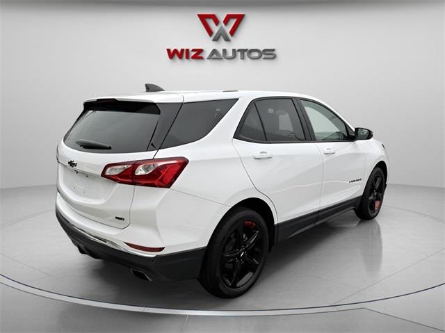 2019 Chevrolet Equinox LT photo 3