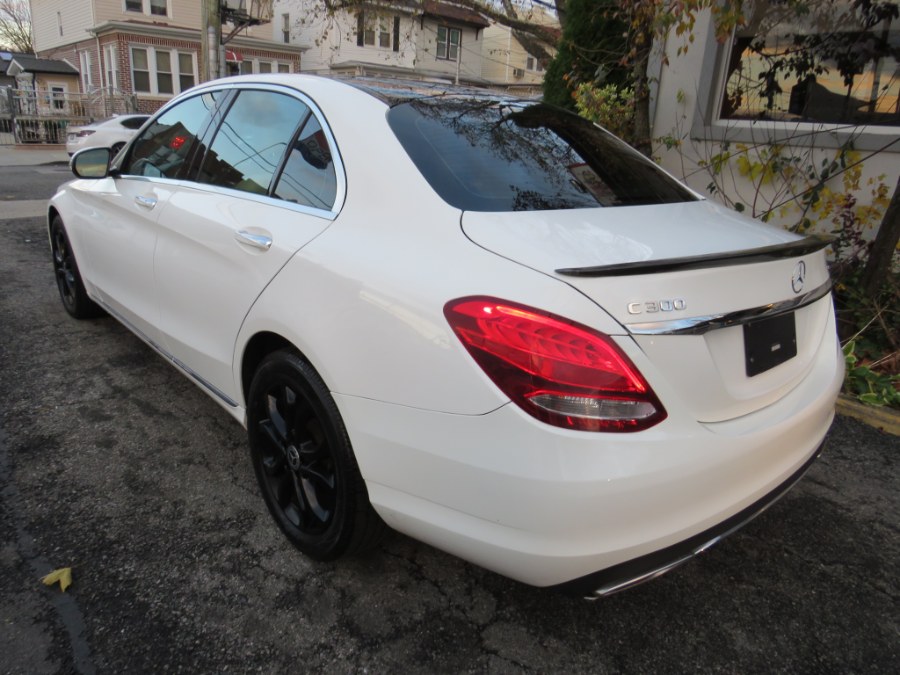 2017 Mercedes Benz C 300 Sport 4MATIC photo 4