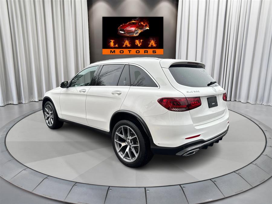 2022 Mercedes Benz GLC 300 4MATIC photo 3