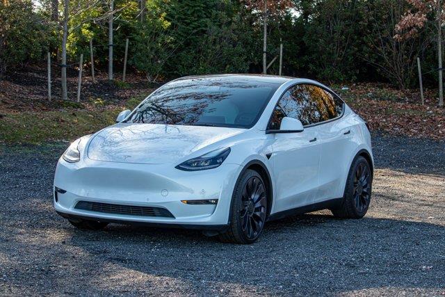 Used 2021 Tesla Model y in Great Neck, New York | Camy Cars. Great Neck, New York