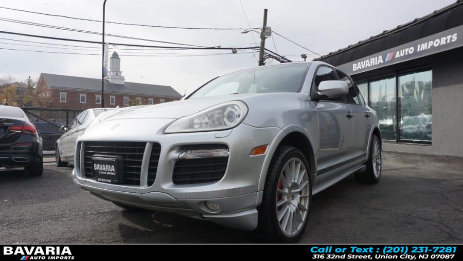2009 Porsche Cayenne GTS photo 3