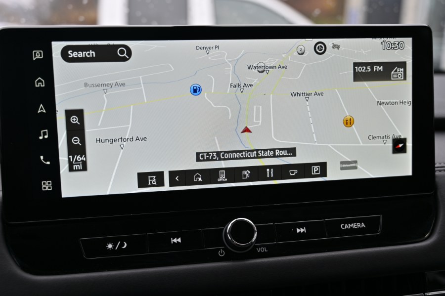 2025 Mitsubishi Outlander SE photo 2