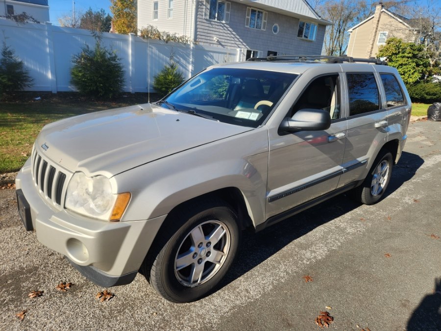 2007 Jeep Grand Cherokee 4WD 4dr Laredo, available for sale in West Babylon, New York | SGM Auto Sales. West Babylon, New York