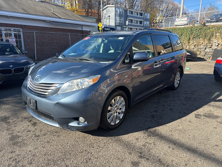 2015 Toyota Sienna 5dr 7-Pass Van XLE AWD (Natl), available for sale in Shelton, Connecticut | Center Motorsports LLC. Shelton, Connecticut