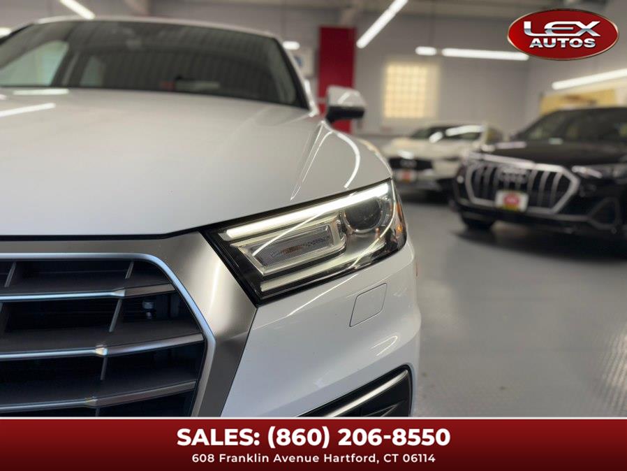 2019 Audi Q5 Premium 45 TFSI photo 4