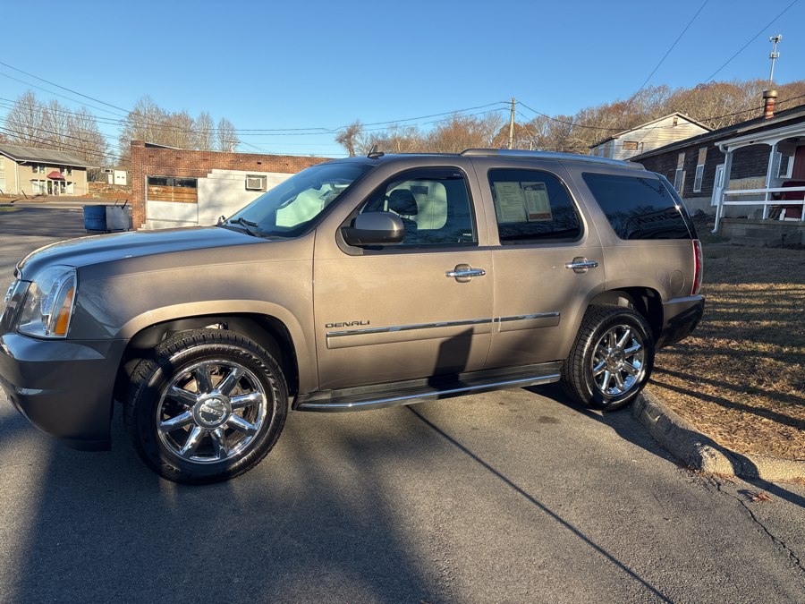 2013 Gmc Yukon Denali photo 3