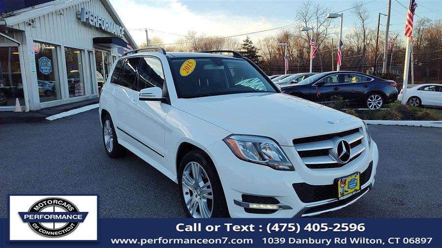 Used 2015 Mercedes-Benz GLK-Class in Wilton, Connecticut | Performance Motor Cars Of Connecticut LLC. Wilton, Connecticut