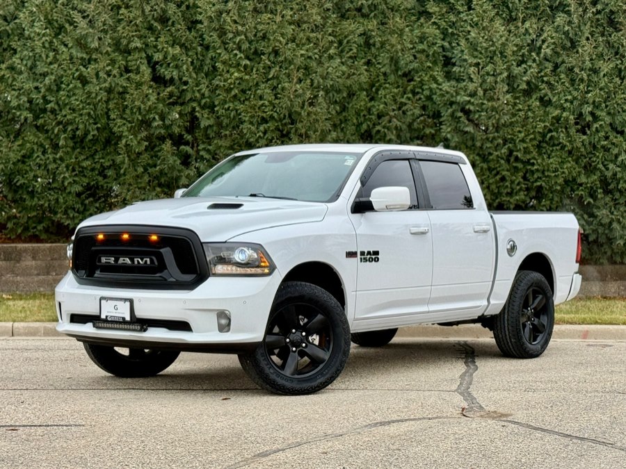 2018 Ram 1500 Sport photo 2