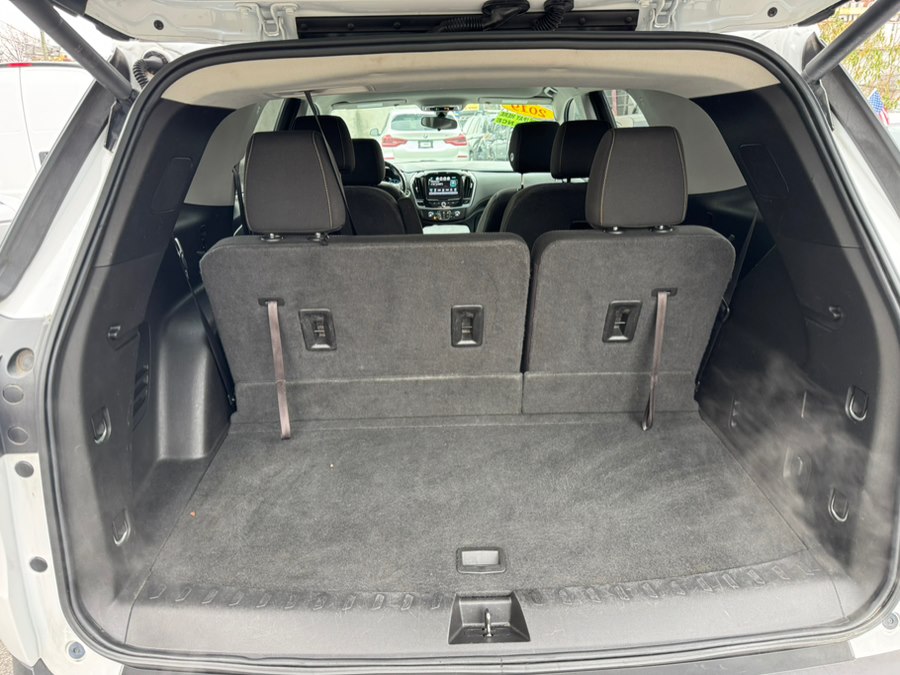 2019 Chevrolet Traverse Cloth 1LT photo 3