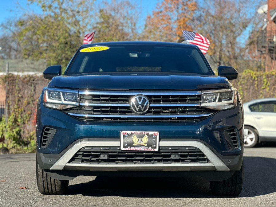 2020 Volkswagen Atlas Cross Sport SE Technology photo 2