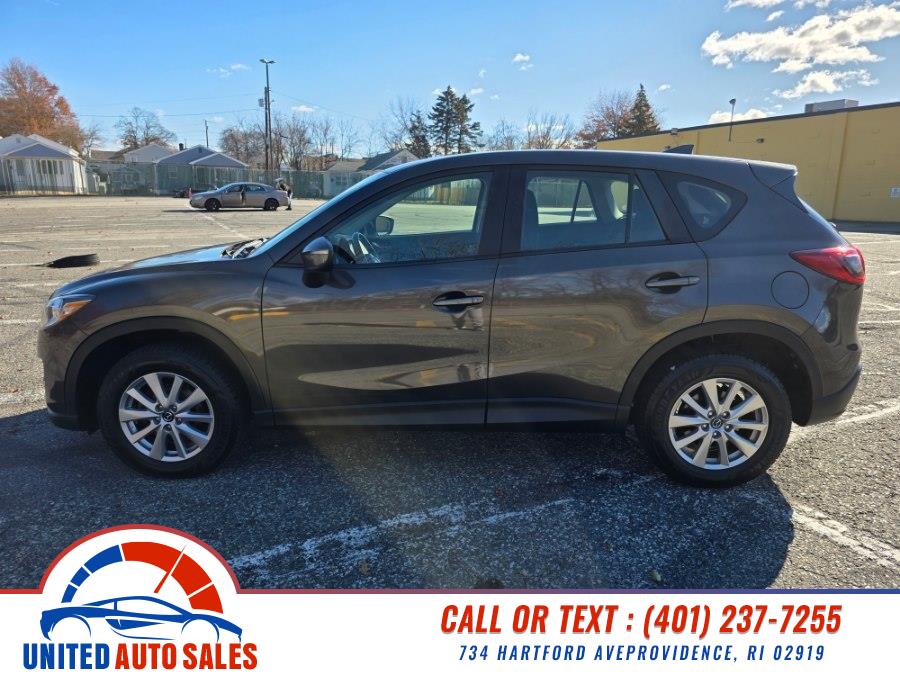 2016 Mazda CX-5 Sport photo 2