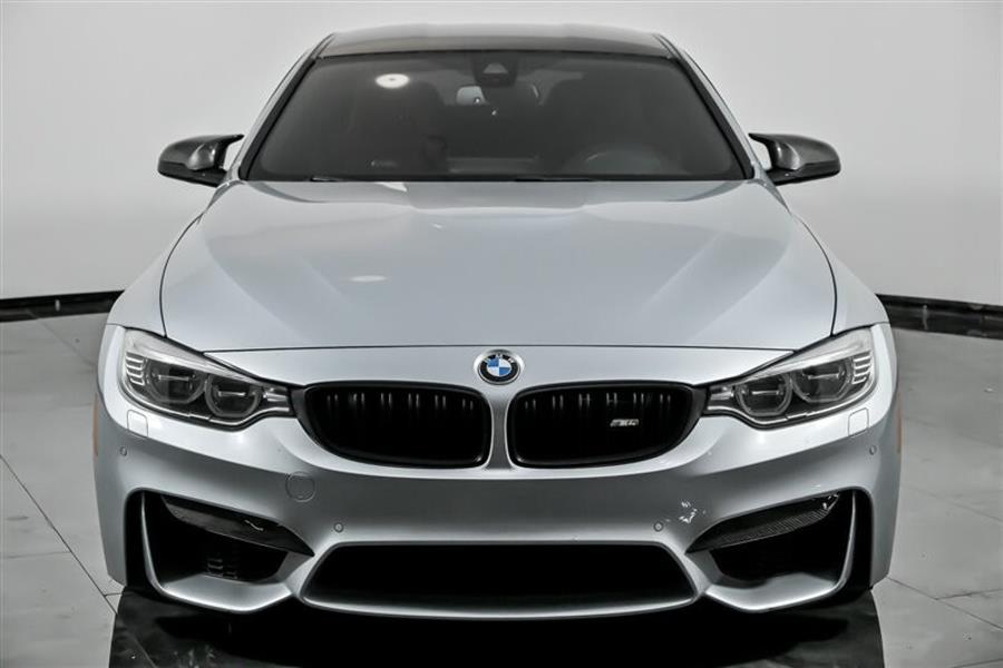 2017 Bmw M4 4-Series photo 2