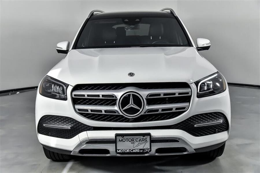 2022 Mercedes Benz GLS 450 4MATIC photo 2
