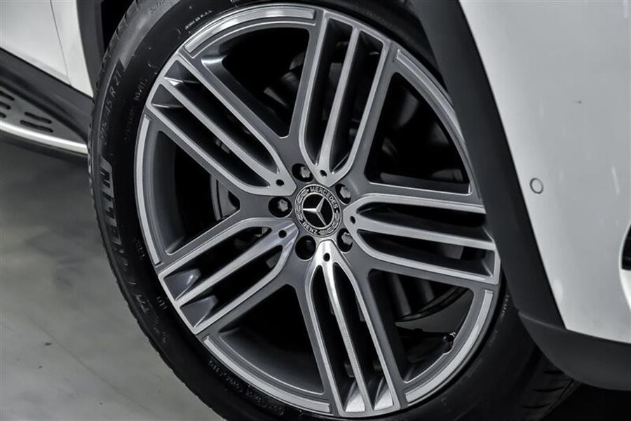 2022 Mercedes Benz GLS 450 4MATIC photo 3