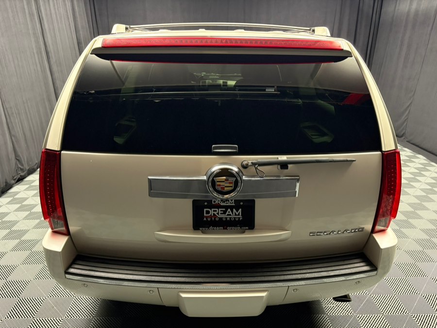 2014 Cadillac Escalade ESV Luxury photo 4