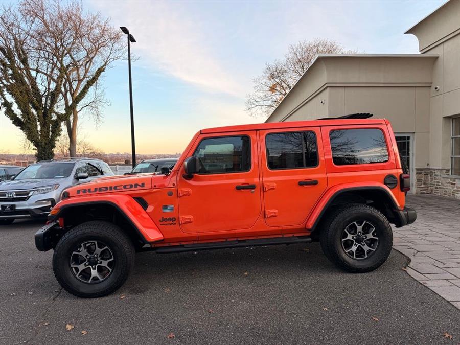 2019 Jeep Wrangler Unlimited Rubicon photo 2