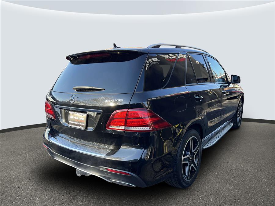 2017 Mercedes Benz GLE AMG 43 4MATIC photo 4