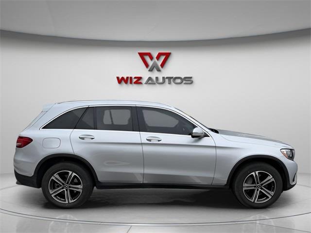 2019 Mercedes Benz GLC 300 photo 4