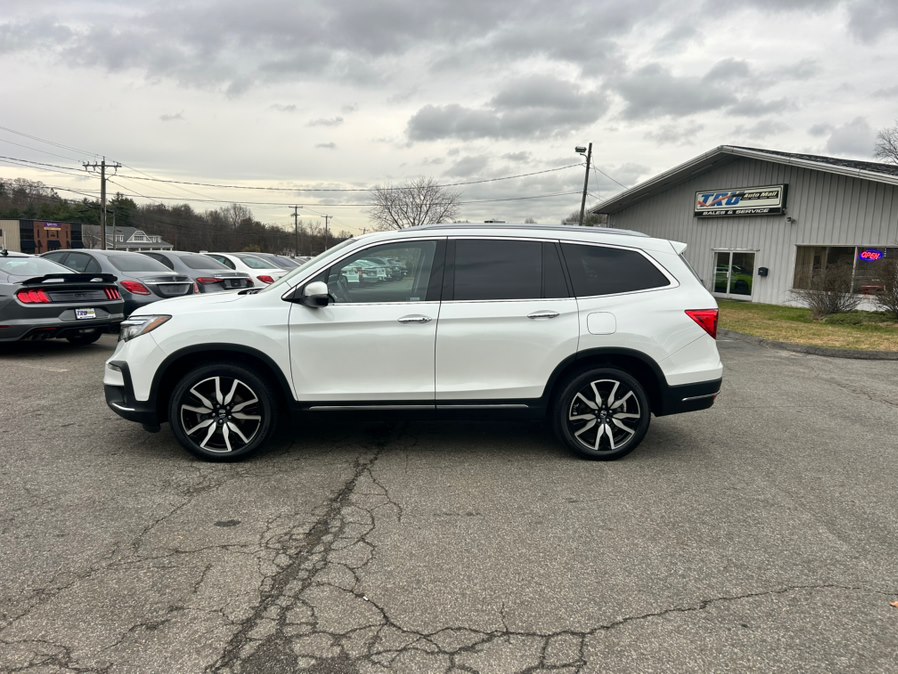 2021 Honda Pilot Touring photo 2