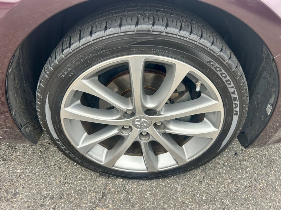 2015 Toyota Avalon XLE photo 4