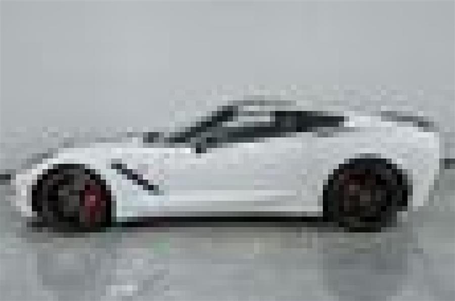 2015 Chevrolet Corvette Stingray 2LT Z51 photo 2