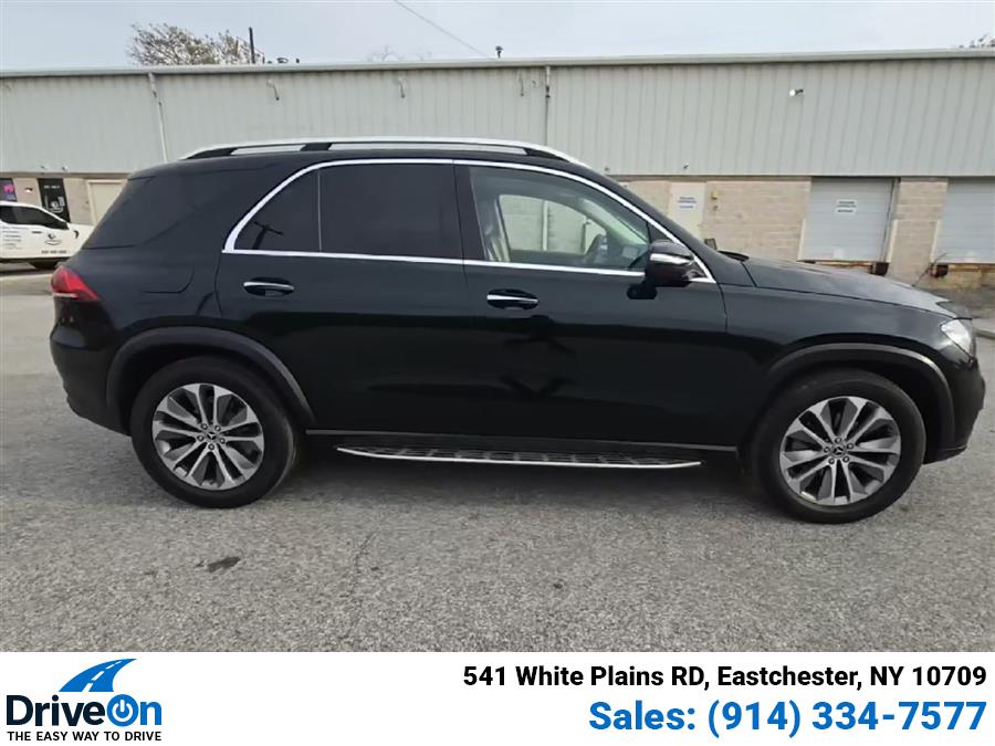 2021 Mercedes Benz GLE 350 photo 2