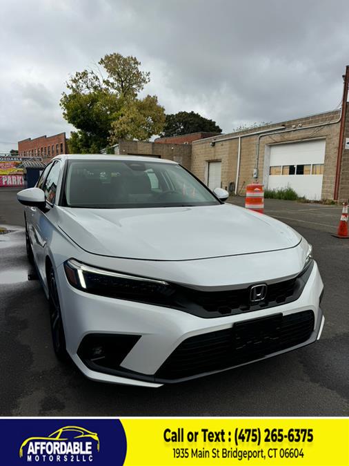 2024 Honda Civic Hatchback LX's photo