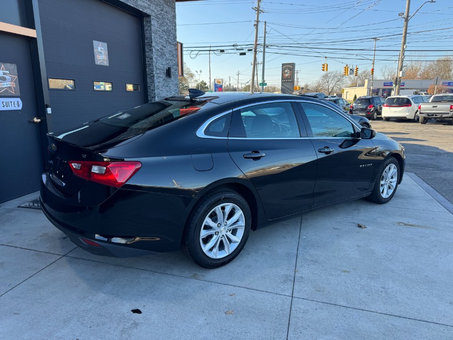 2024 Chevrolet Malibu 1LT photo 3