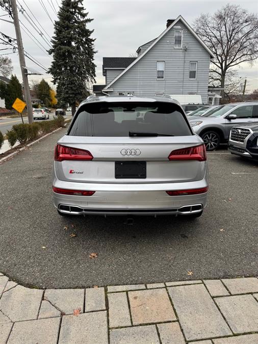 2018 Audi SQ5 Prestige photo 4
