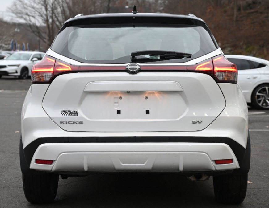 2023 Nissan Kicks SV photo 4