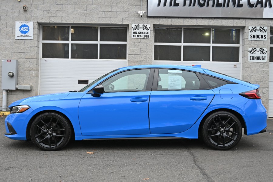 2022 Honda Civic Hatchback Sport photo 3