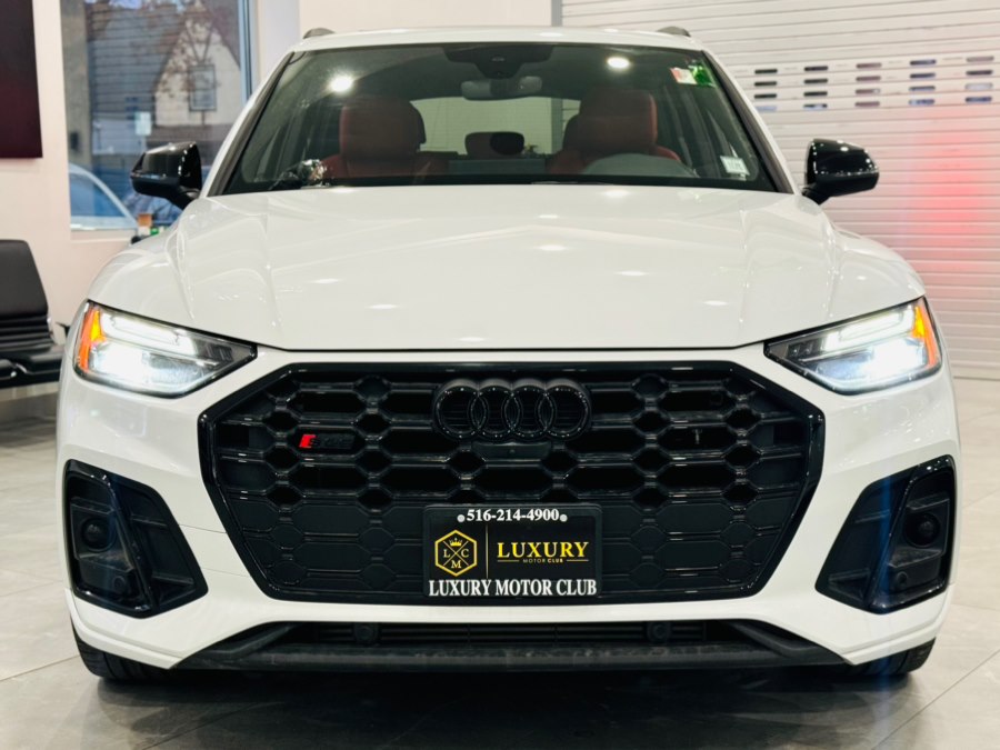 2024 Audi SQ5 Premium Plus photo 2