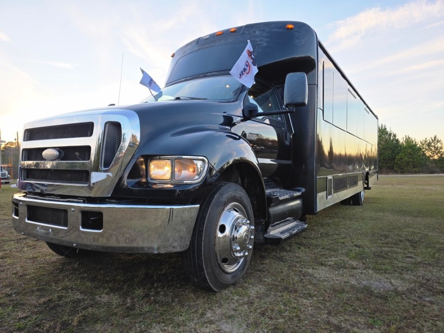Used 2007 Ford Super Duty F-650 Straight Frame in Wallace, South Carolina | J Z & A Auto Sales LLC. Wallace, South Carolina