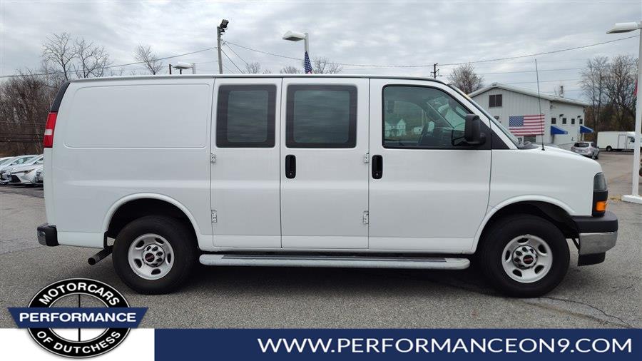 2022 Gmc Savana Cargo 2500 photo 2