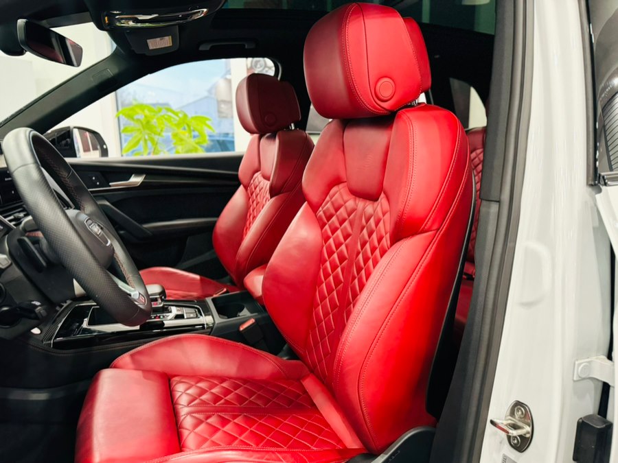 Used 2024 Audi SQ5 in Franklin Square, New York | C Rich Cars. Franklin Square, New York
