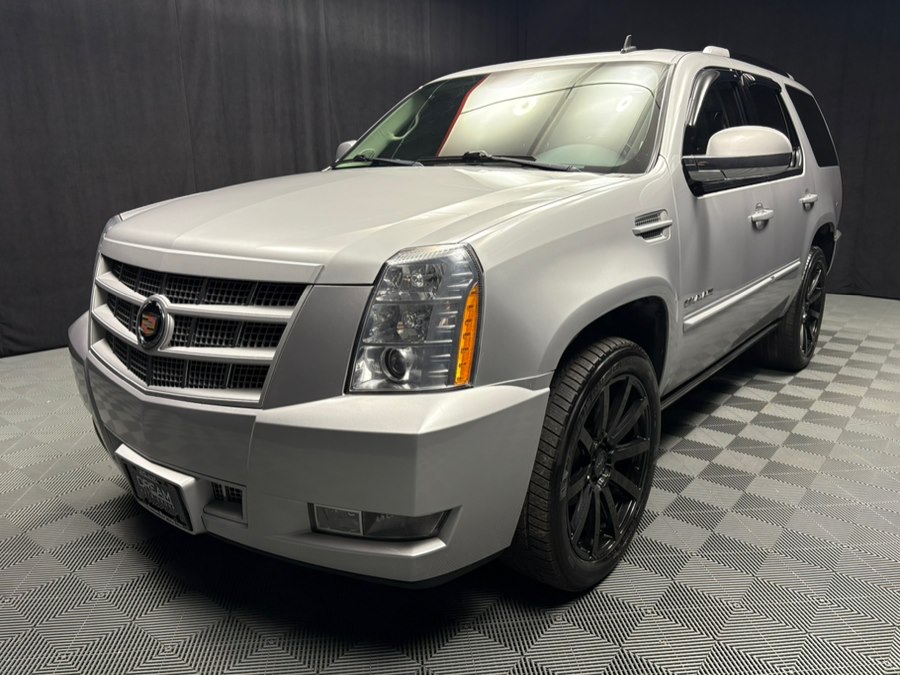 2014 Cadillac Escalade Premium photo 2