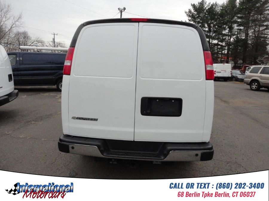 2020 Chevrolet Express Cargo Van 2500 photo 3