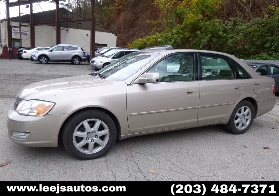 2000 Toyota Avalon XL
