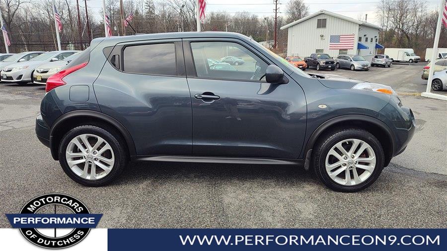 2013 Nissan Juke SL photo 2