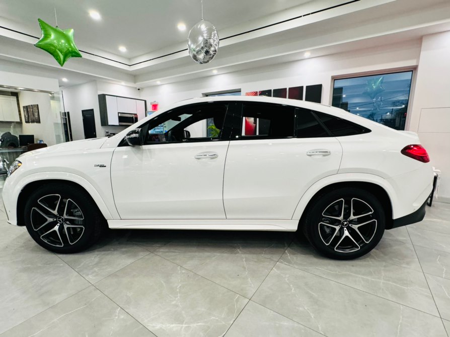 2025 Mercedes Benz GLE AMG 53 4MATIC Coupe photo 2