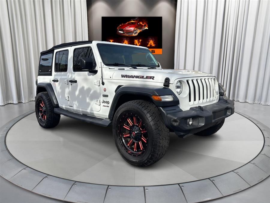 Used 2018 Jeep Wrangler Unlimited in Canton, Connecticut | Lava Motors. Canton, Connecticut