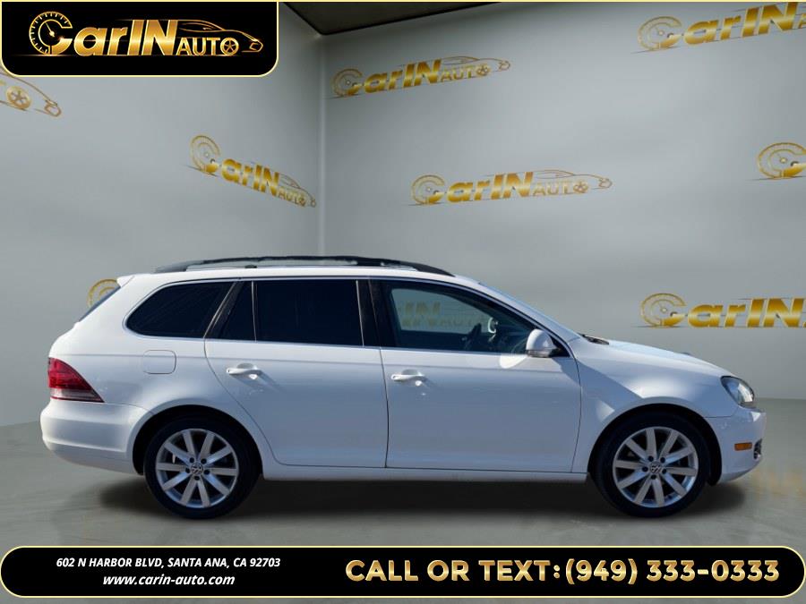 2012 Volkswagen Jetta SportWagen 2.5L SE photo 4