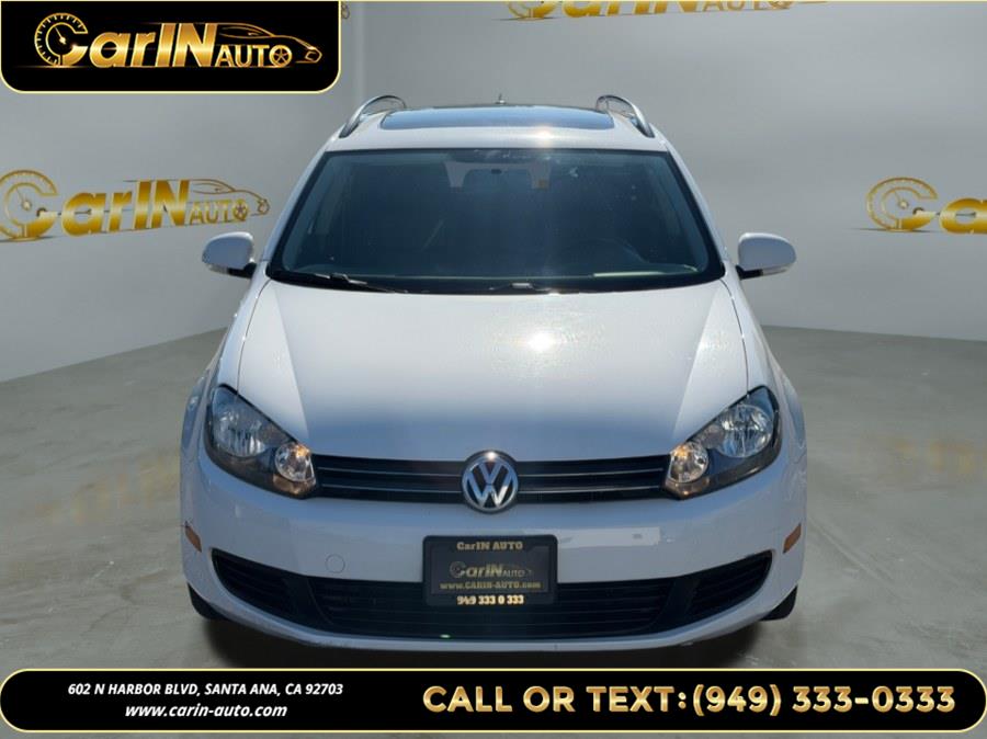2012 Volkswagen Jetta SportWagen 2.5L SE photo 2