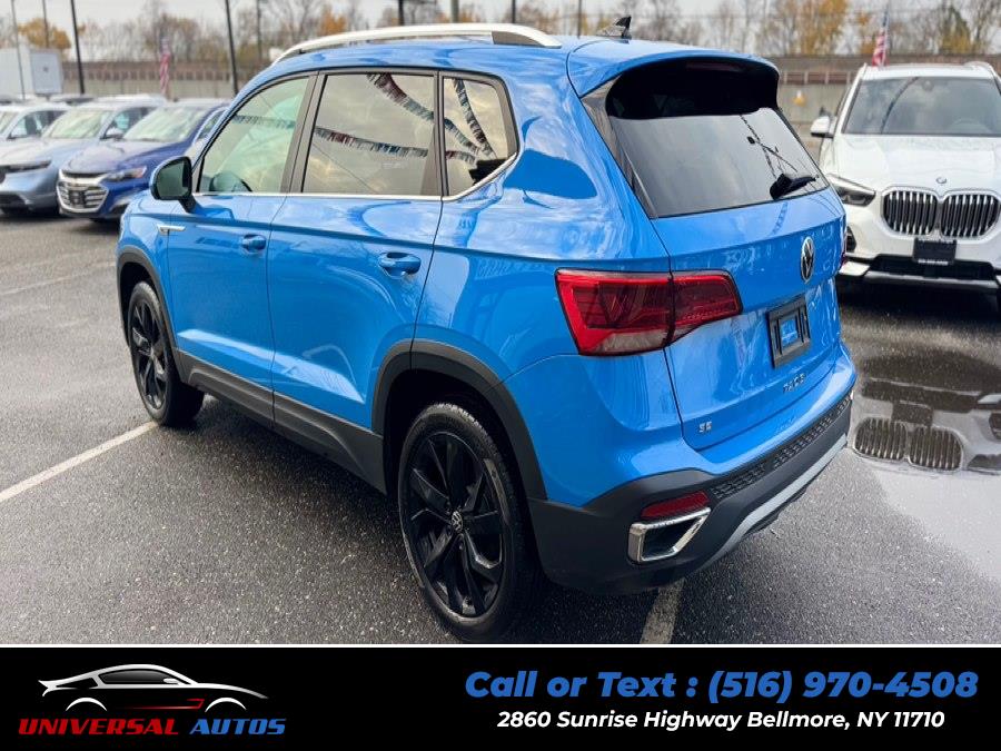 2023 Volkswagen Taos SE photo 3