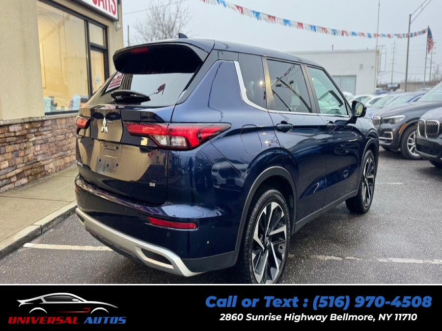 2024 Mitsubishi Outlander SE Black Edition photo 4